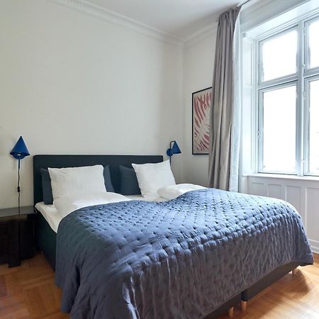 Spacious 3 Bedroom Manor Flat Next To Tivoli 코펜하겐 외부 사진